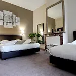 Hotel Logis Manoir De Fourcy 4*