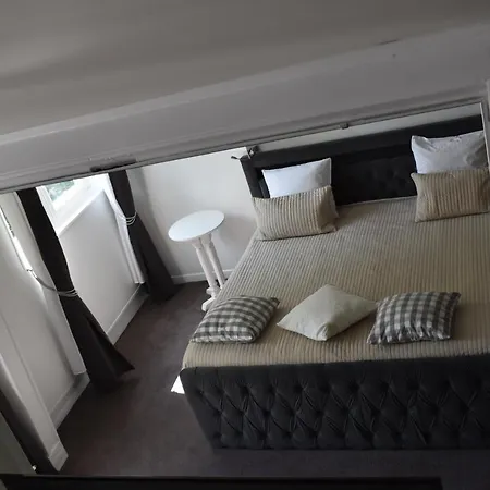 Logis Manoir De Fourcy