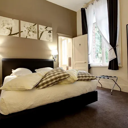 Logis Manoir De Fourcy Hotell
