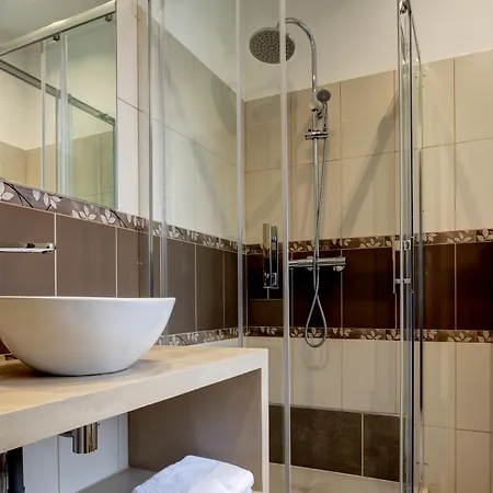 Logis Manoir De Fourcy Otel Corbehem