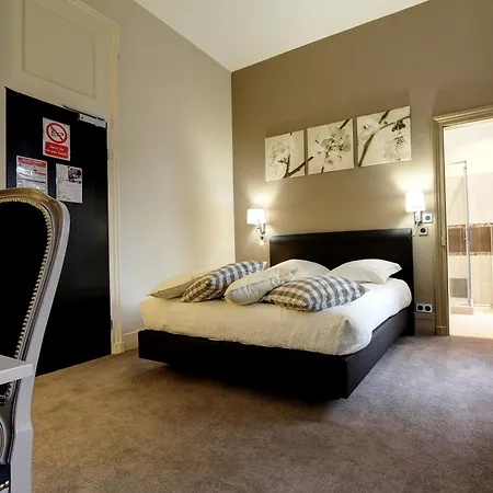 Logis Manoir De Fourcy 4*
