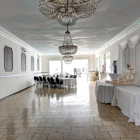 Hotell Logis Manoir De Fourcy Corbehem