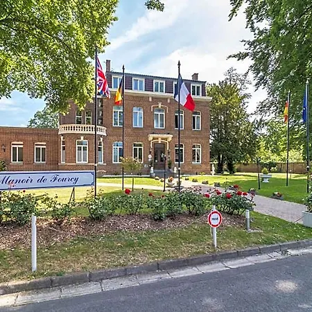 Отель Logis Manoir De Fourcy Corbehem