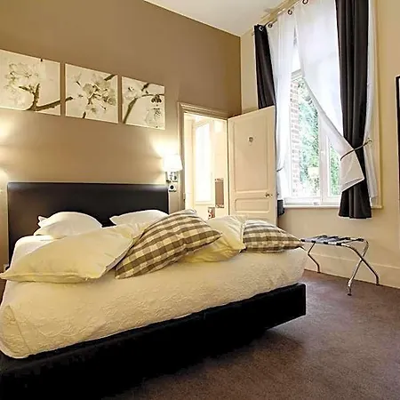 Logis Manoir De Fourcy Отель Corbehem