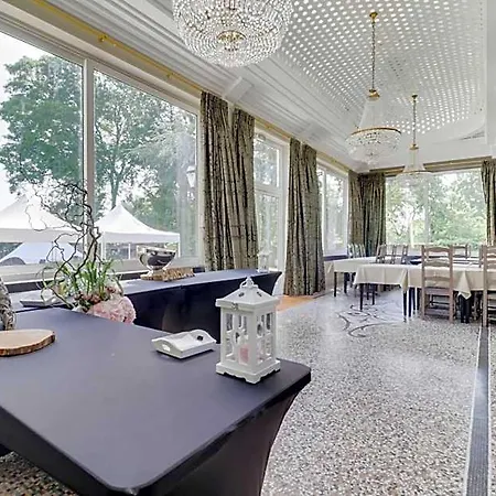 Logis Manoir De Fourcy Отель 4*