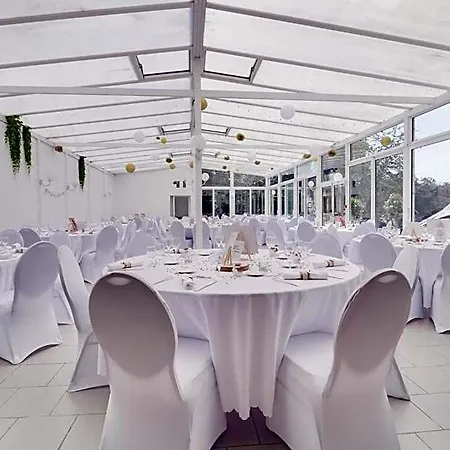 Отель Logis Manoir De Fourcy 4*