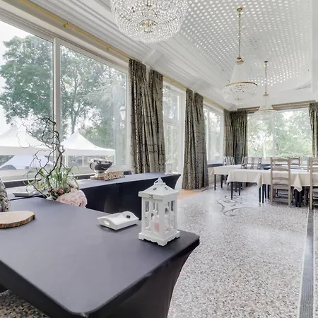 Logis Manoir De Fourcy