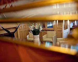Hotell Logis Manoir De Fourcy 4*