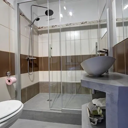 Hotell Logis Manoir De Fourcy 4*