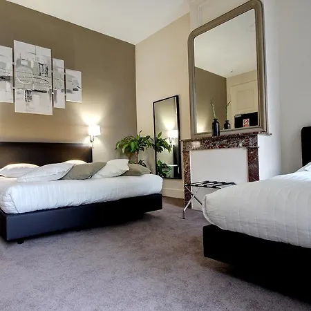 Hotel Logis Manoir De Fourcy 4*