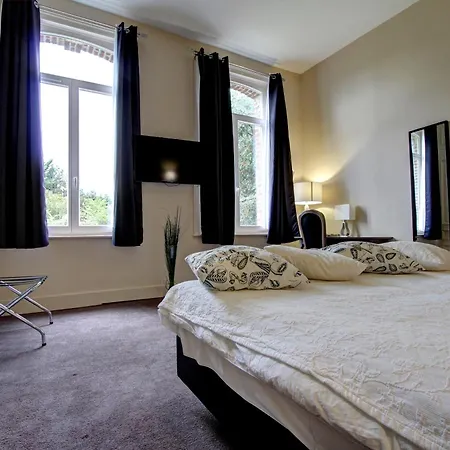 Hotell Logis Manoir De Fourcy Corbehem