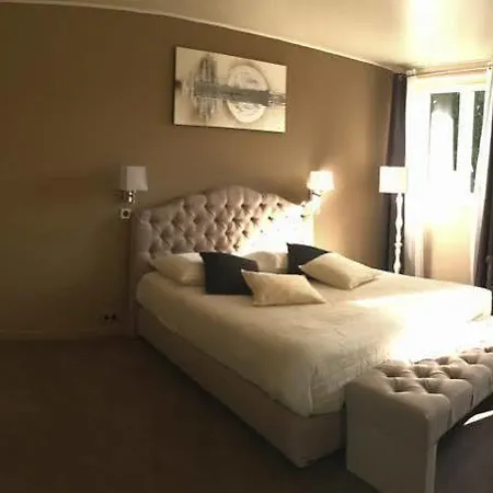 Logis Manoir De Fourcy