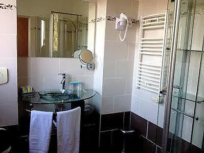 Hotell Logis Manoir De Fourcy 4*