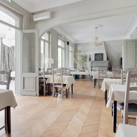 Logis Manoir De Fourcy 4* Corbehem