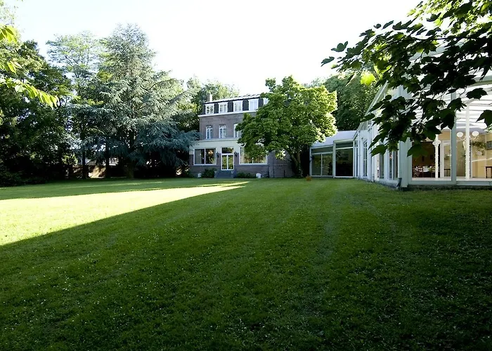 Hotel Logis Manoir De Fourcy Corbehem