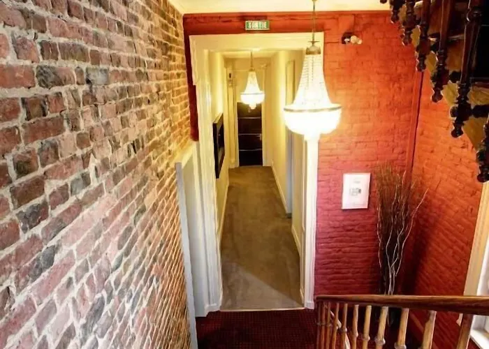 Logis Manoir De Fourcy 4*